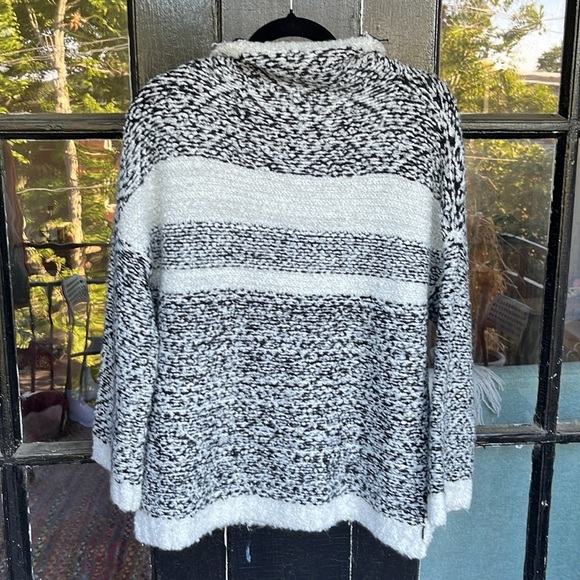 Magaschoni Black/White Wool Mohair Blend Sweater Boxy Oversized Sweater Sz Small - Picture 3 of 5